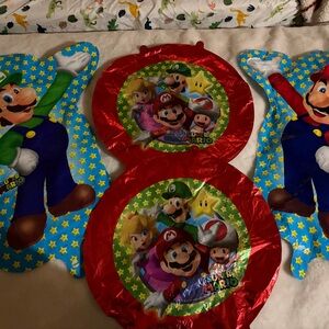 Super Mario 4 Foil Party Balloons - Red, Blue, Green